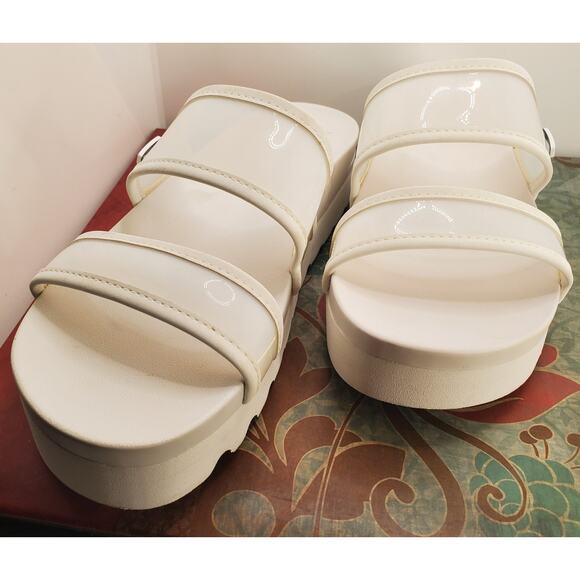 REEF Vista Hi Energy Women's Size 9.5 White Cushion Comfort Sandals - Picture 2 of 10